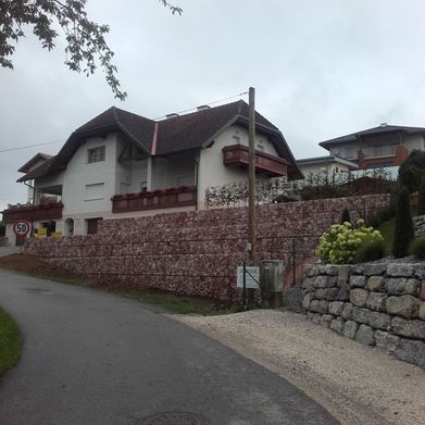 Steinmauer, Kirchdorf an der Krems