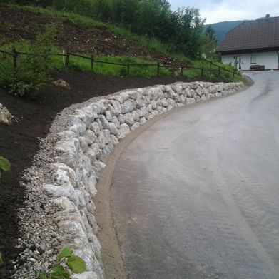 Steinmauer, Kirchdorf an der Krems